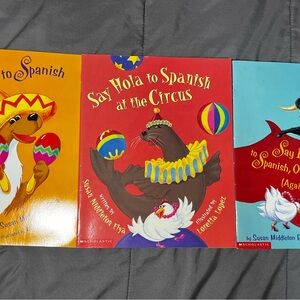 Say‎ Hola to Spanish Book Lot Of 3 Susan Middleton Elya Paperback Scholastic